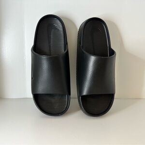 WOMEN Black NIKE Slide Sandals
